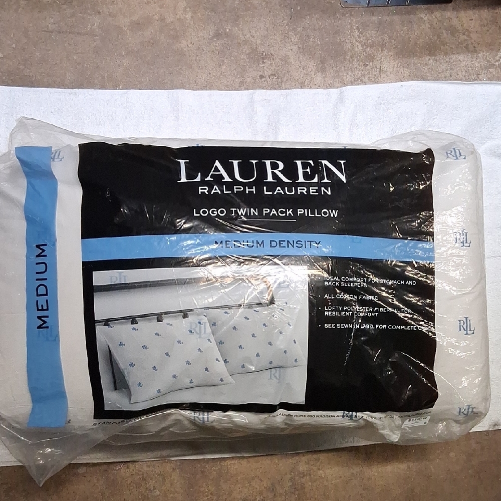 NWT Lauren Ralph Lauren White and Blue Logo Twin Pack Pillow Medium